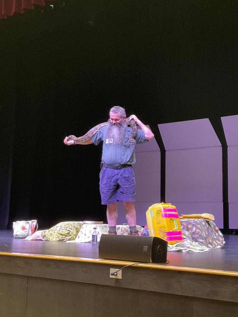 Sparks Ark - vertebrate kingdoms presentation